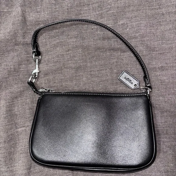 Coach Nolita 19 - Picture 2 of 5